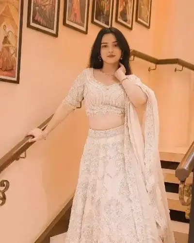 Escort Service In Khidkali